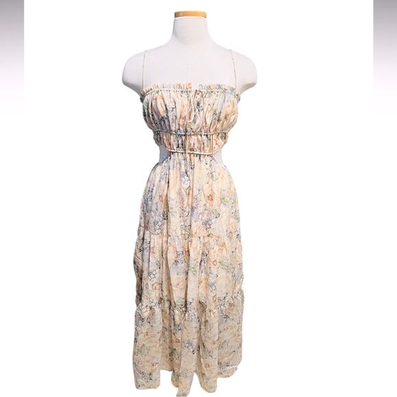 Astr The Label Women's Odina Maxi Dress Floral Size Medium
NWOT - Picture 2 of 11